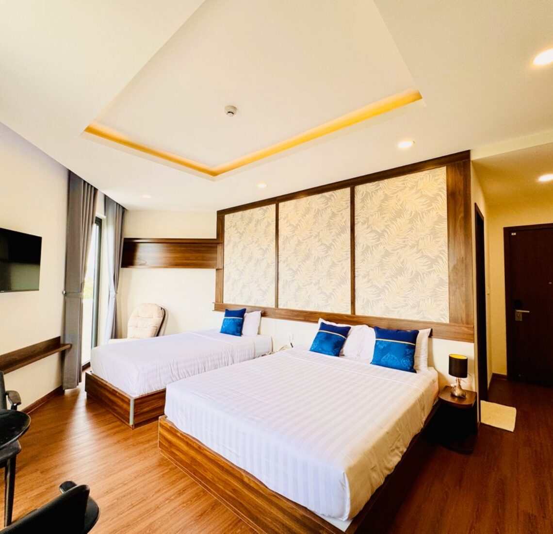 Superior Triple Room With City View